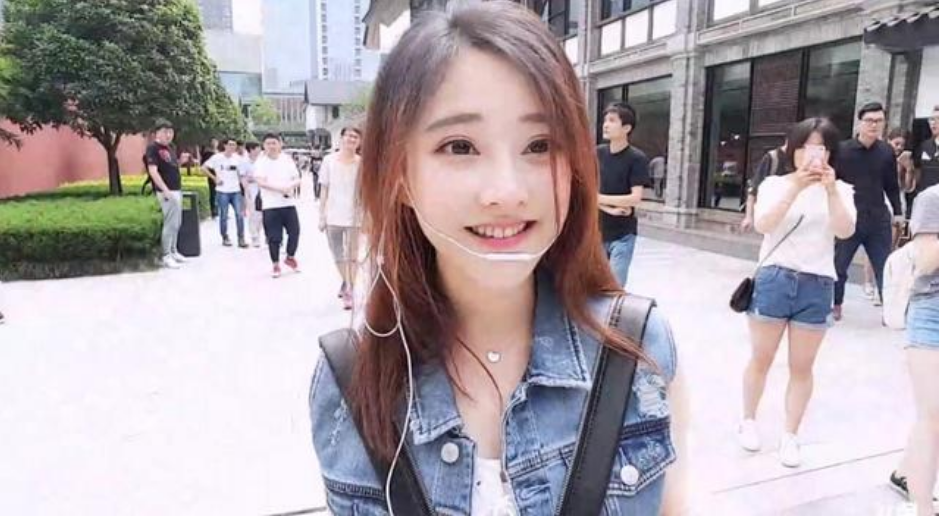 "流浪汉"因站姿走红,站出君临天下的感觉,网友:秒杀众多演员