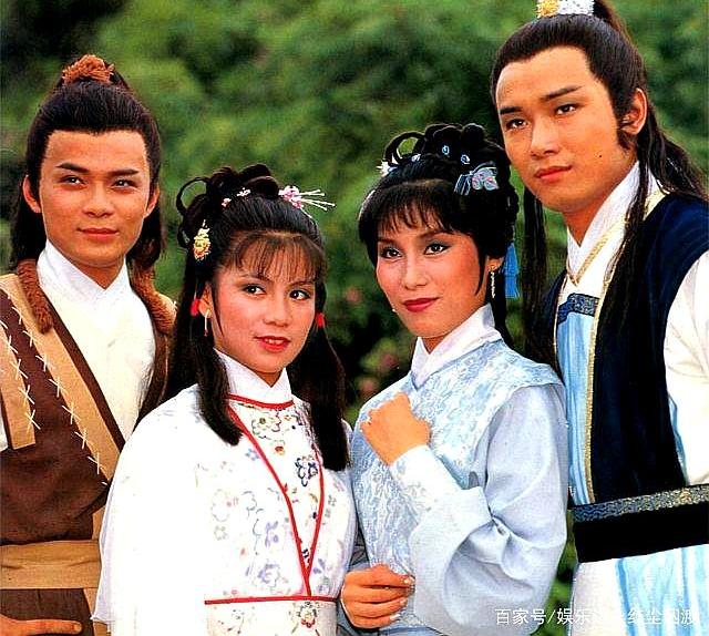 翁美玲去世34周年黄日华夫妇依然前来悼念,网友:永远的靖哥哥