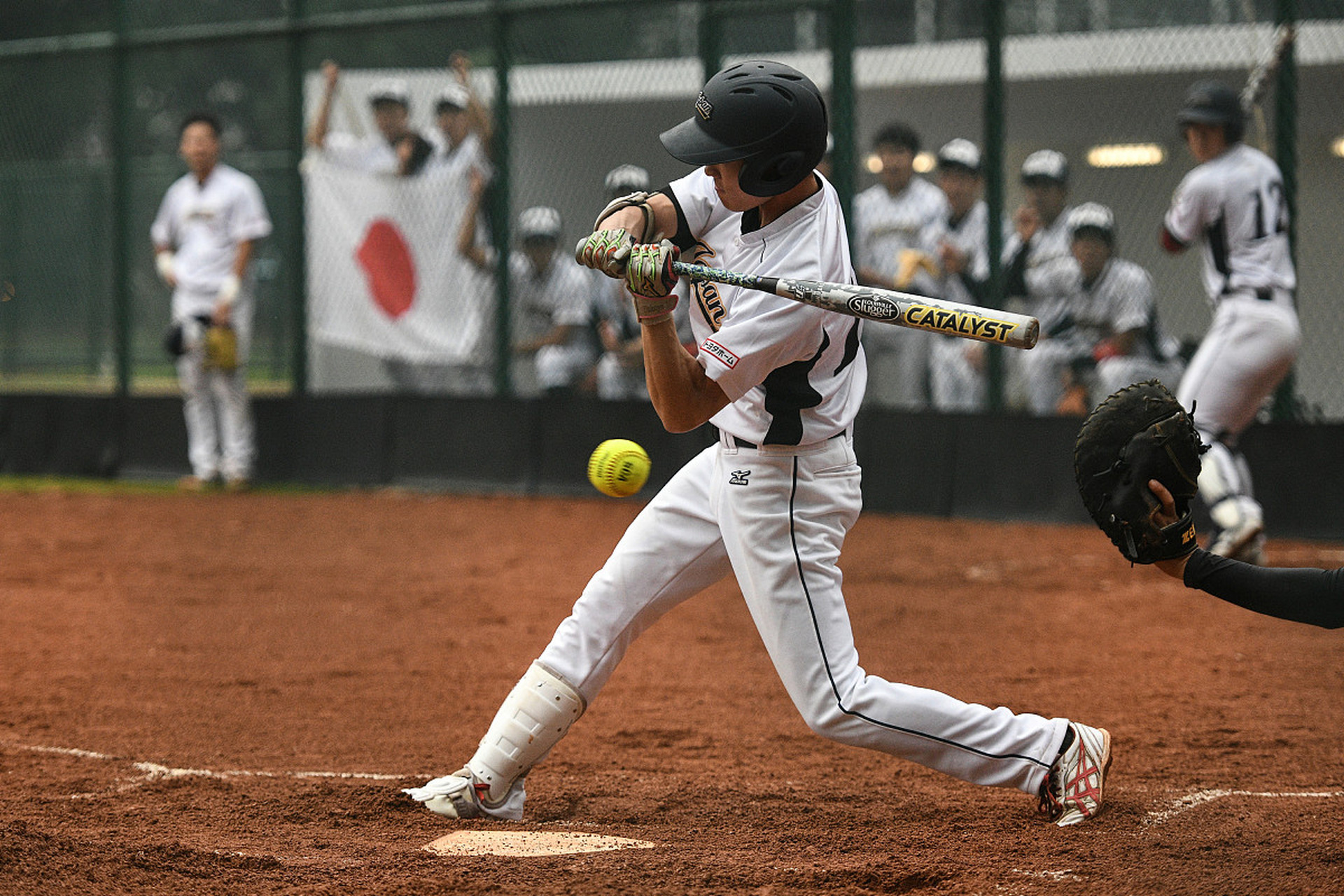 摘要:  棒球在中国不火的原因包括历史短,普及程度低,场地和器材要求