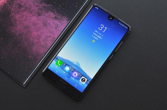 这几款异形屏幕手机最有话语权