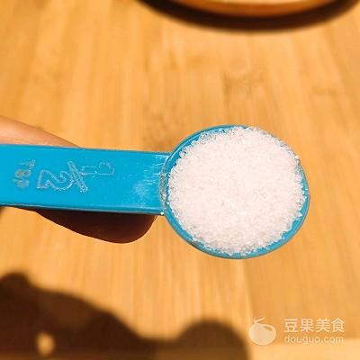 16,一勺盐.根据你自家口味调整多少.