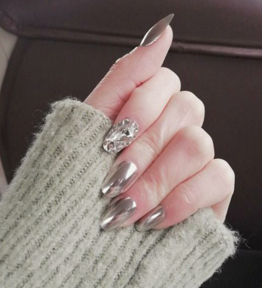 又仙又靓的镜面美甲,简直美到骨子里