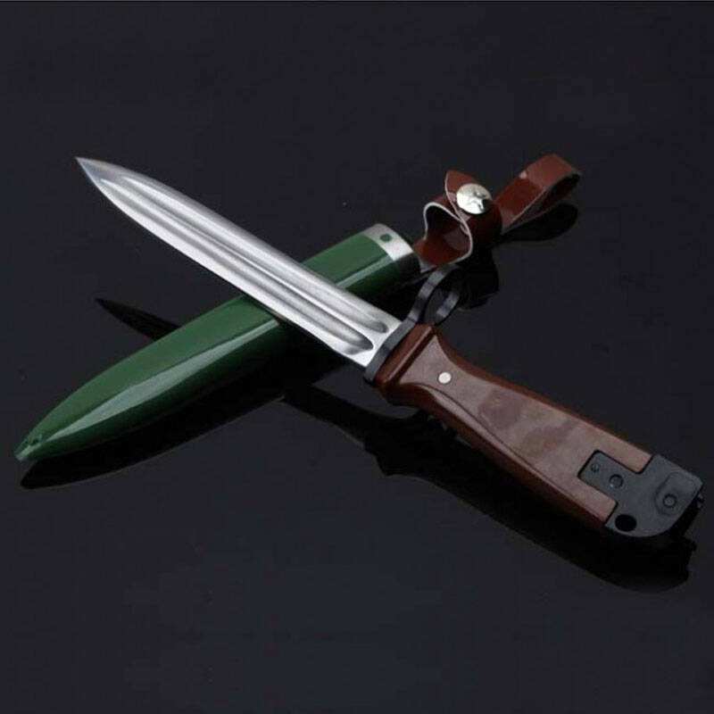 它是中国最厉害的军刀,世界排名前十,三棱刺刀都比不上它!