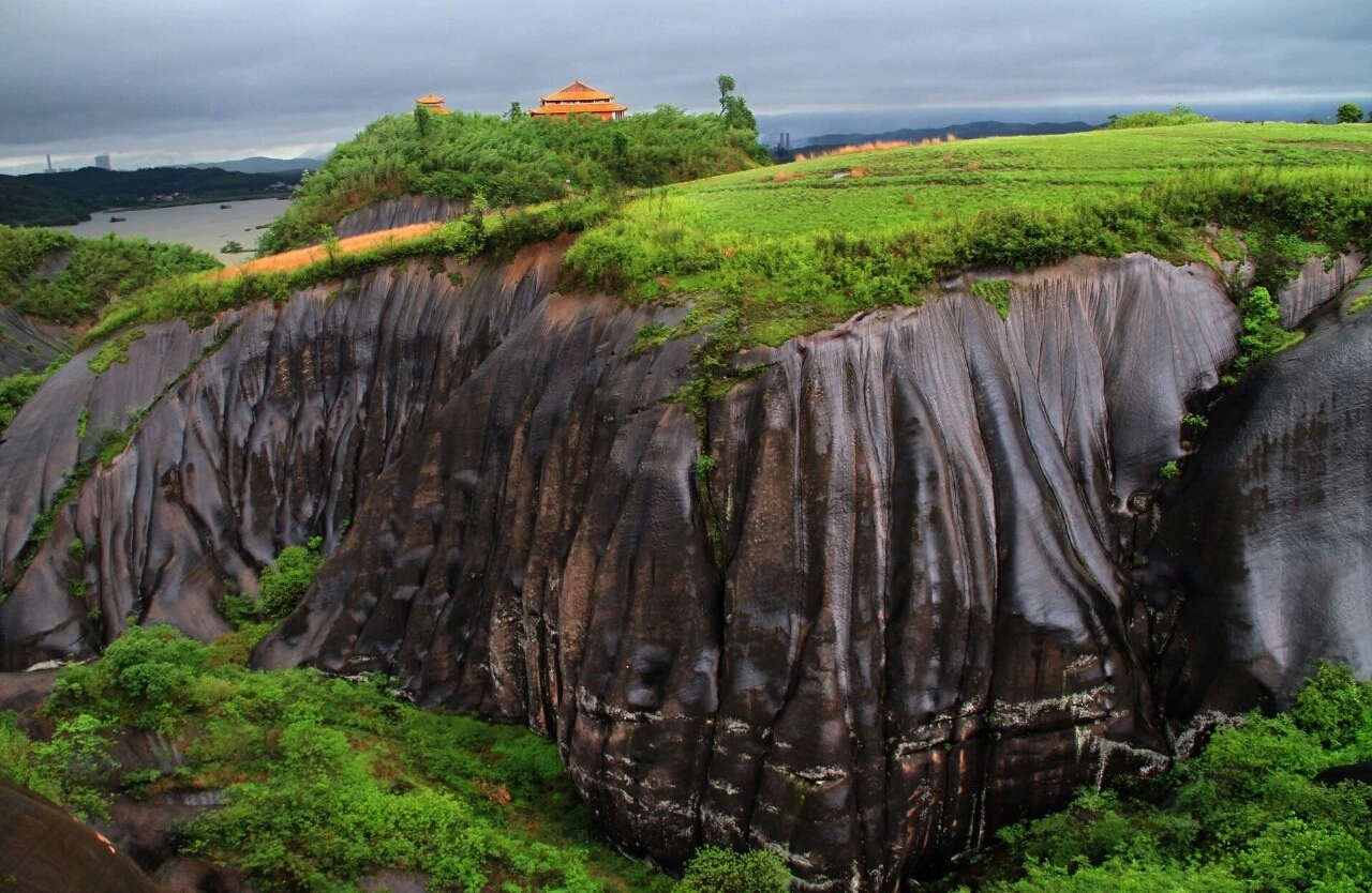 郴州最美国家地质公园——飞天山