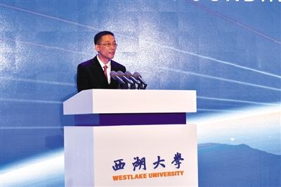 "这辈子最想做的事就是创办西湖大学"