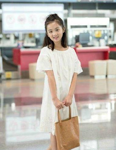 多多与森碟,一个青春活泼一个打扮成熟,原因让人意外!