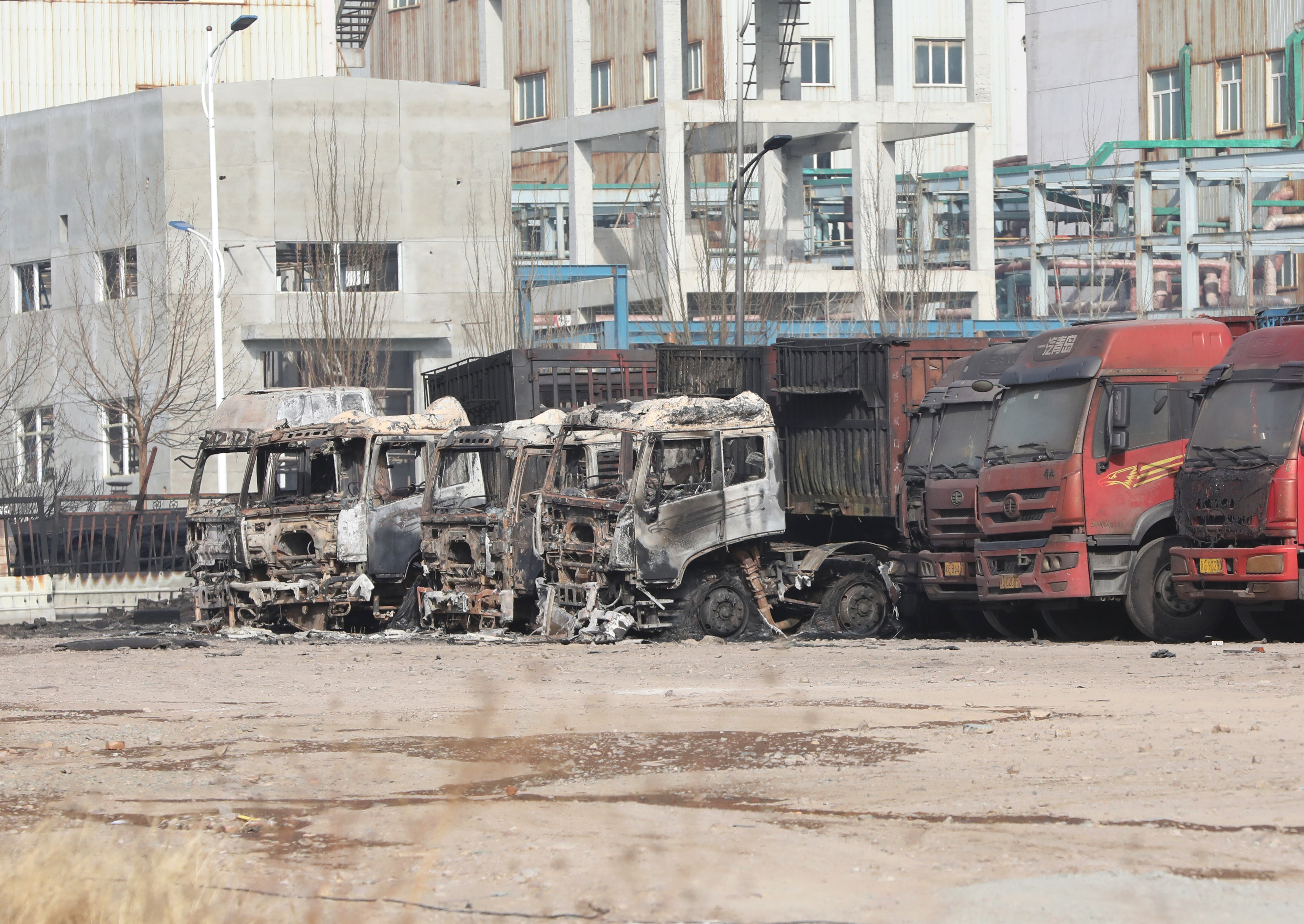 张家口化工厂附近爆炸已致22死丨现场多图