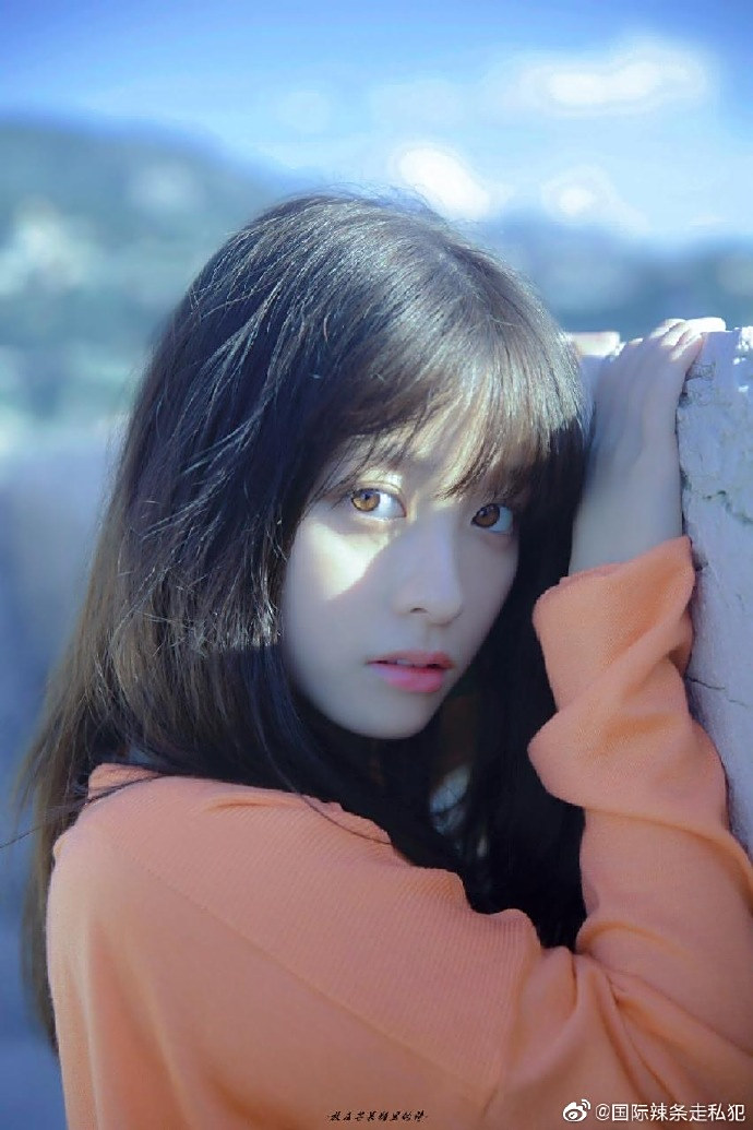 发现美好时光##春与夏推理事件簿# ×#桥本环奈#桥本环奈——《春与