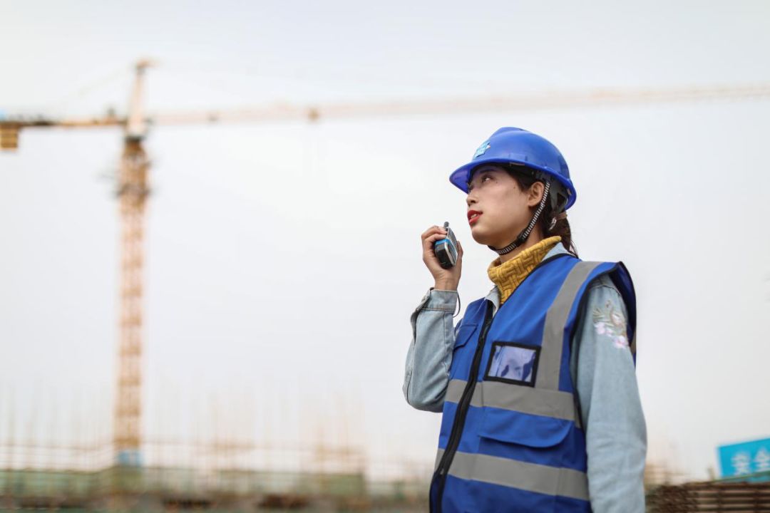 暖!工地上的女工和她们的爱情