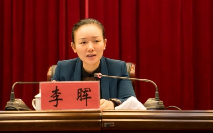 中国三大女市长,个个才貌双全,里面还有一位还是一个80后!