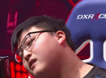 jdg目前是在东部争夺季后赛名额的关键时刻,他们就在红线下方的位置