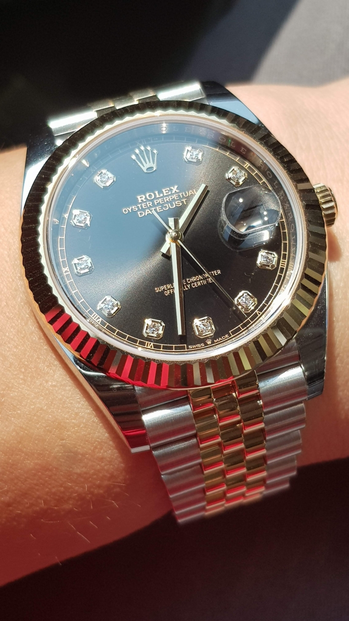 劳力士开箱:rolex datejust 126333经典腕表的典范!