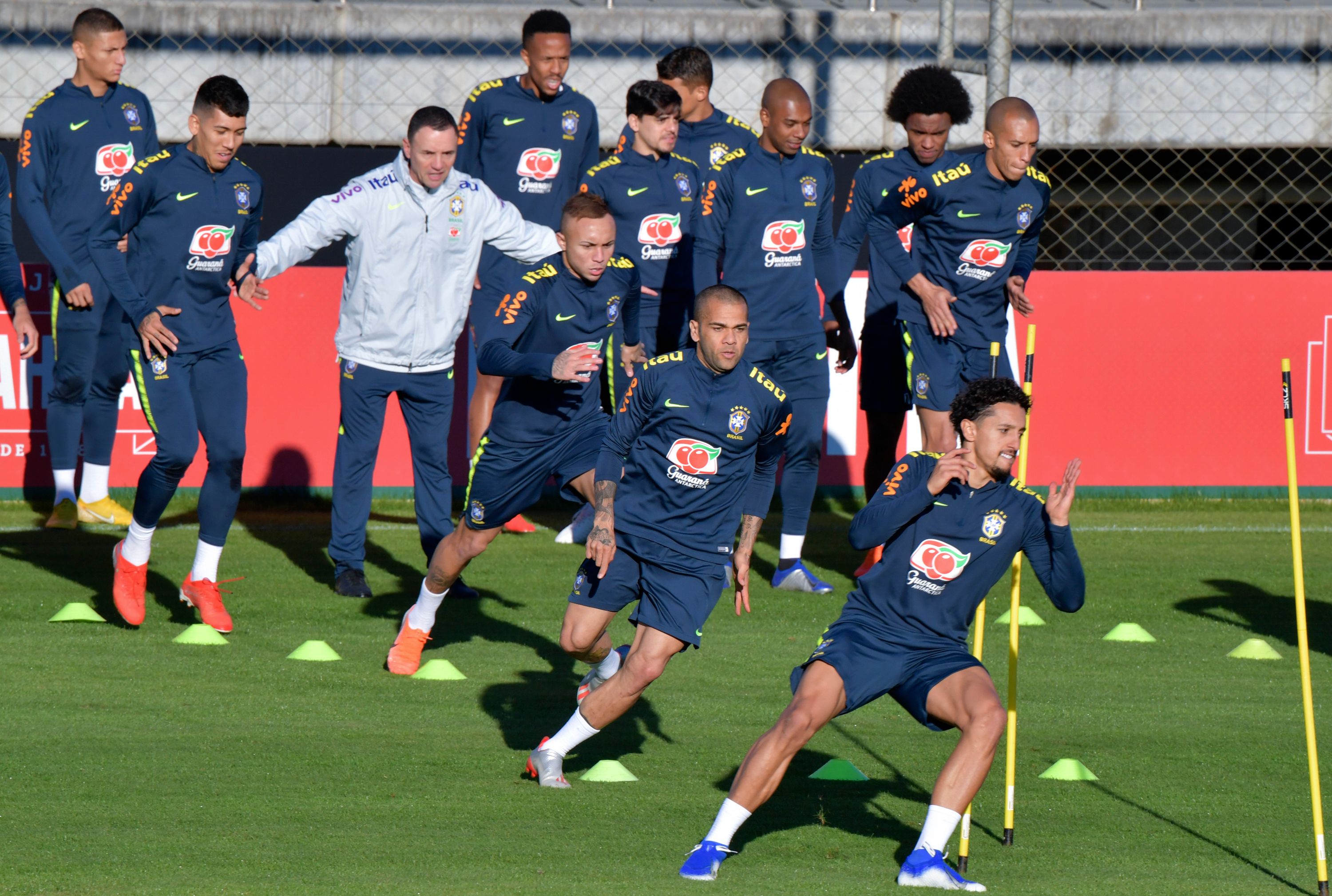 足球——美洲杯:巴西赛前备战(2)