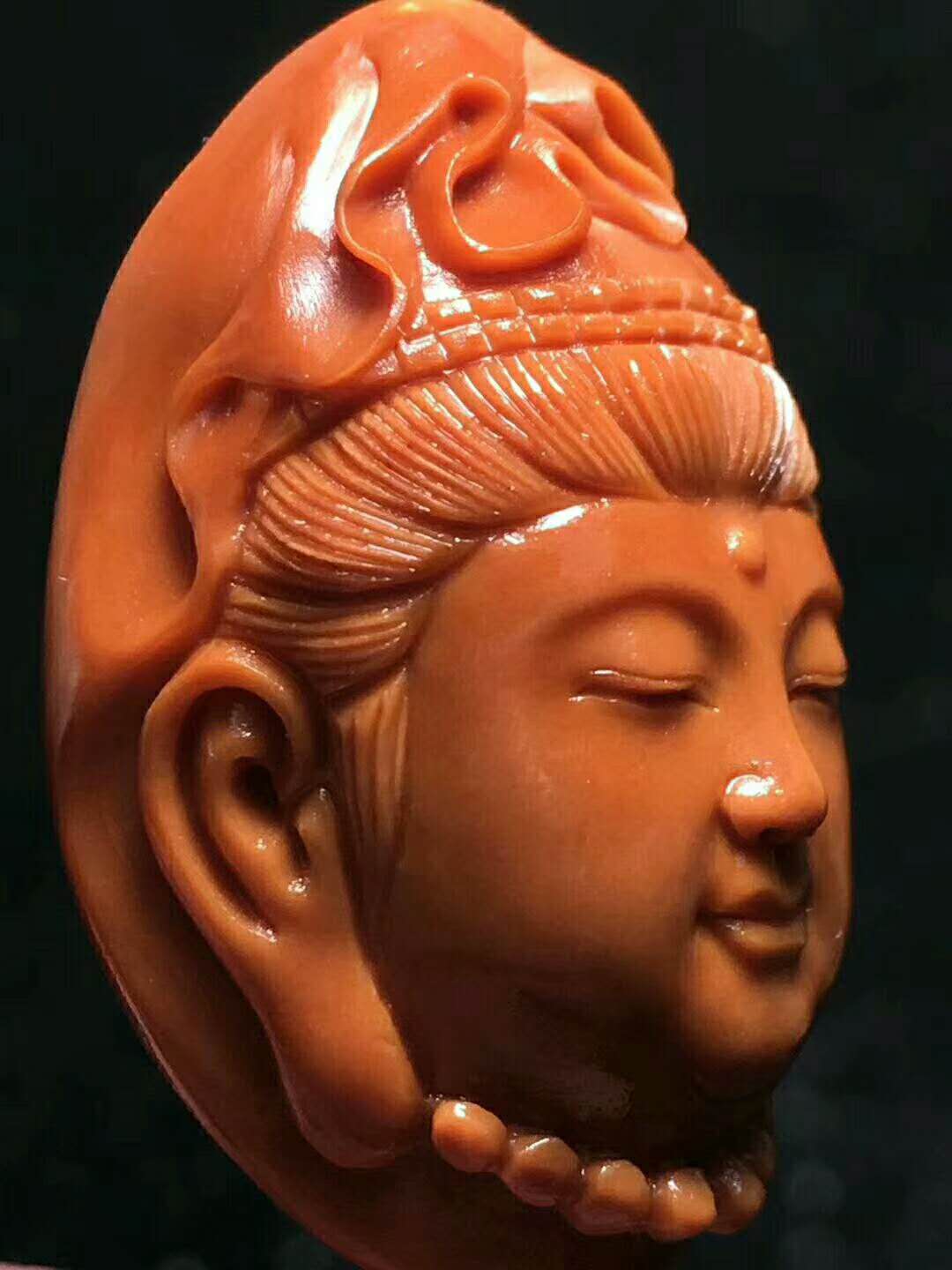 大慈大悲观音菩萨核雕单耔,水晶核,细致红润,慈祥端庄,纯手工