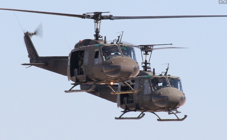 休伊是美国陆军装备的第一种实用化涡轴动力直升机