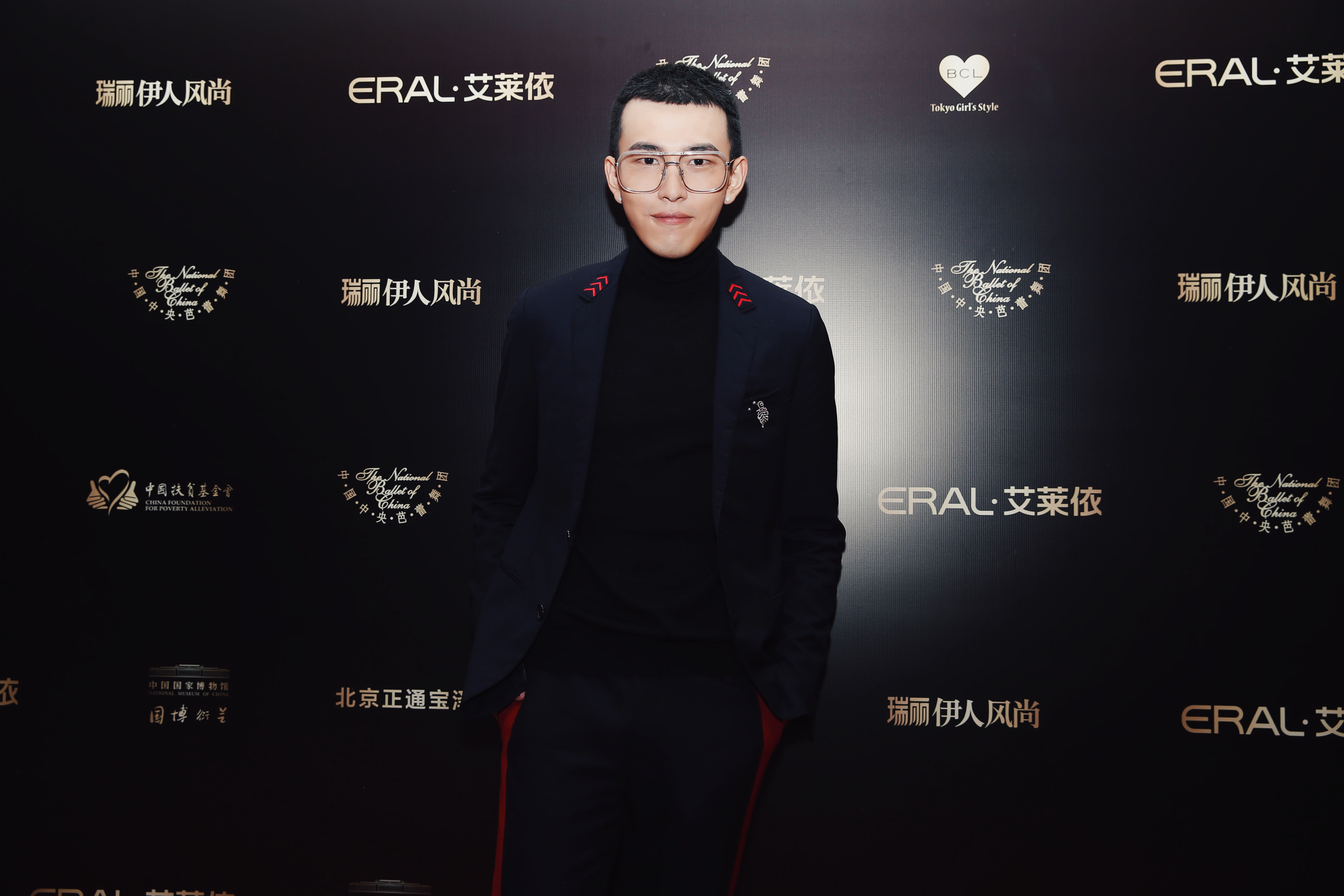 《单恋大作战》终于定档啦!男主帮女主追男二的剧情简直不要太甜