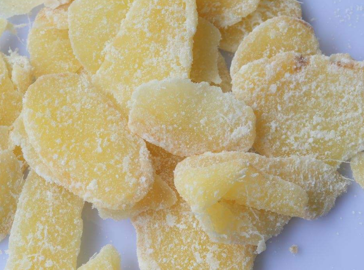 第四 冬瓜糖,记得小时候喝凉水的时候妈妈总是会给我配一块冬瓜糖