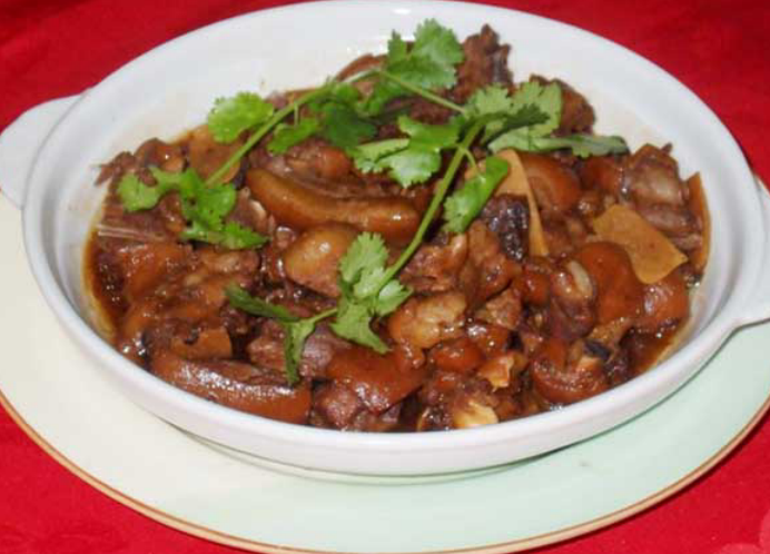 安徽地区特色传统名菜——红烧果子狸