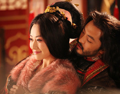 她美艳无双,一生侍奉隋唐五位帝王,其中有两位竟还是兄弟关系