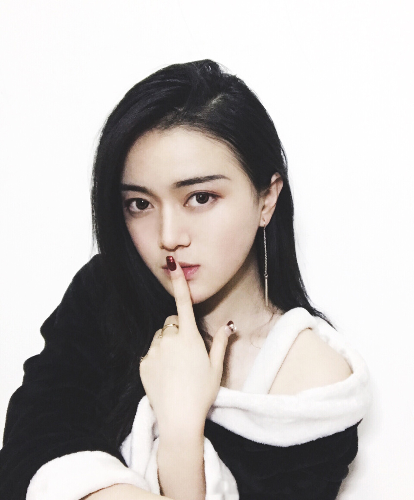 贵州商学院,旅游管理学院校花,20岁,1.67米