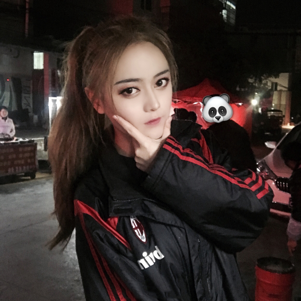 贵州商学院,旅游管理学院校花,20岁,1.67米