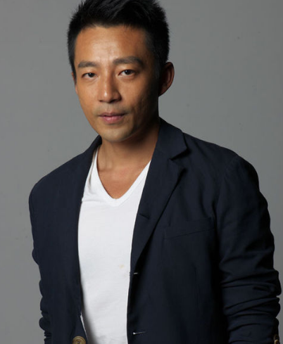 汪小菲感慨童年太苦,愿孩子童年只有幸福,被网友吐槽:是在炫富