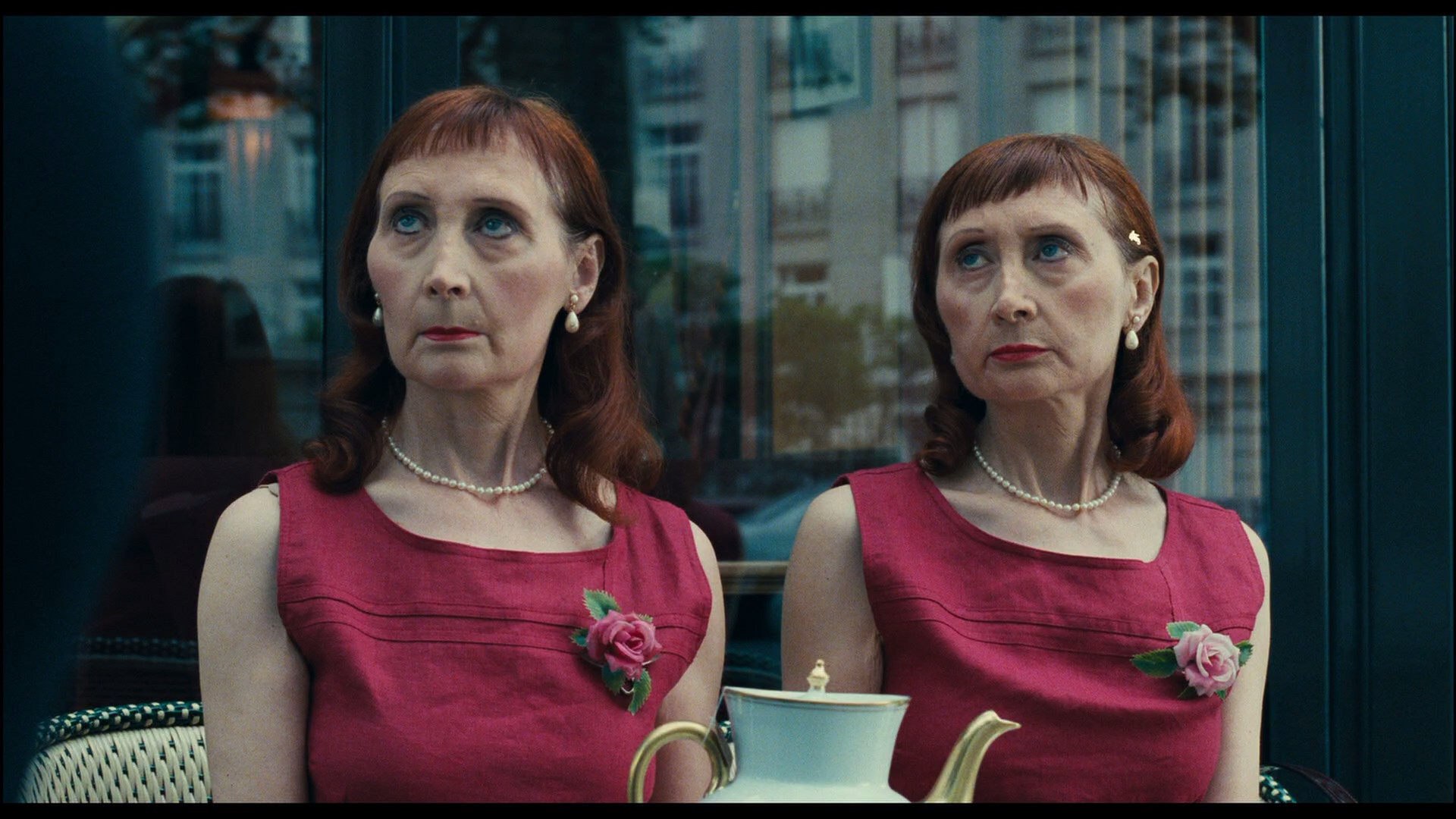 世界很小,温暖常在——关于《巴黎我爱你》