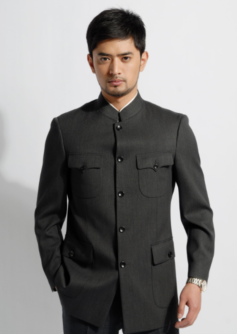 中山装也称"毛装"