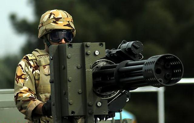 此武器射速比加特林快百倍,中国曾要花一亿美金引进