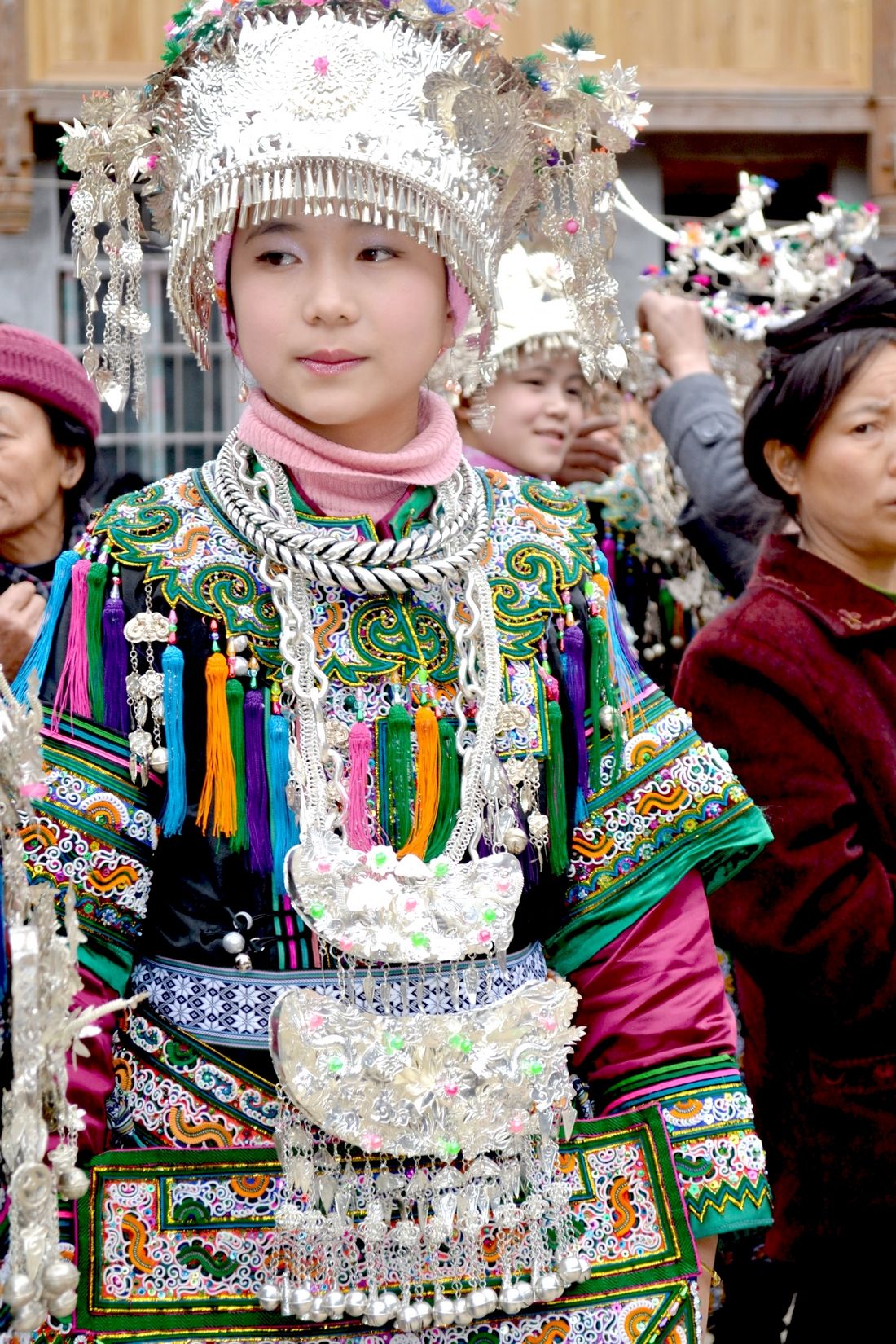 过年了,美丽的侗族服饰值得去看看