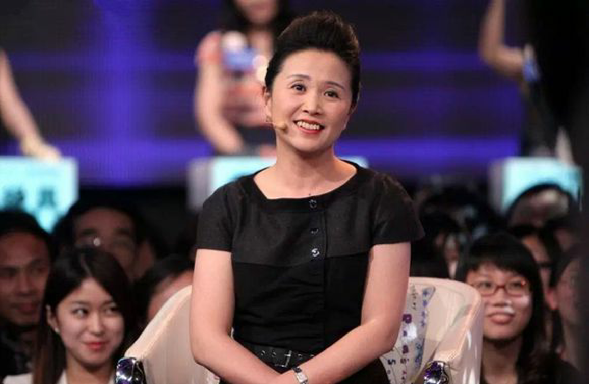 黄菡初上《非诚勿扰》遭网上谩骂,六年后离开获观众的掌声和眼泪