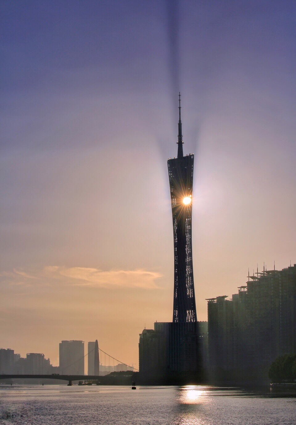 早晨的广州塔-小蛮腰