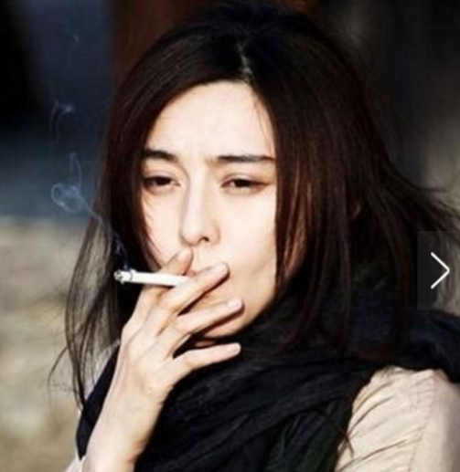 三十里铺抽大烟的女人图片