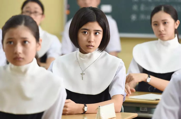 盘点国外喜剧剧情电视剧之对不起青春,网友:完完全全的自成一派