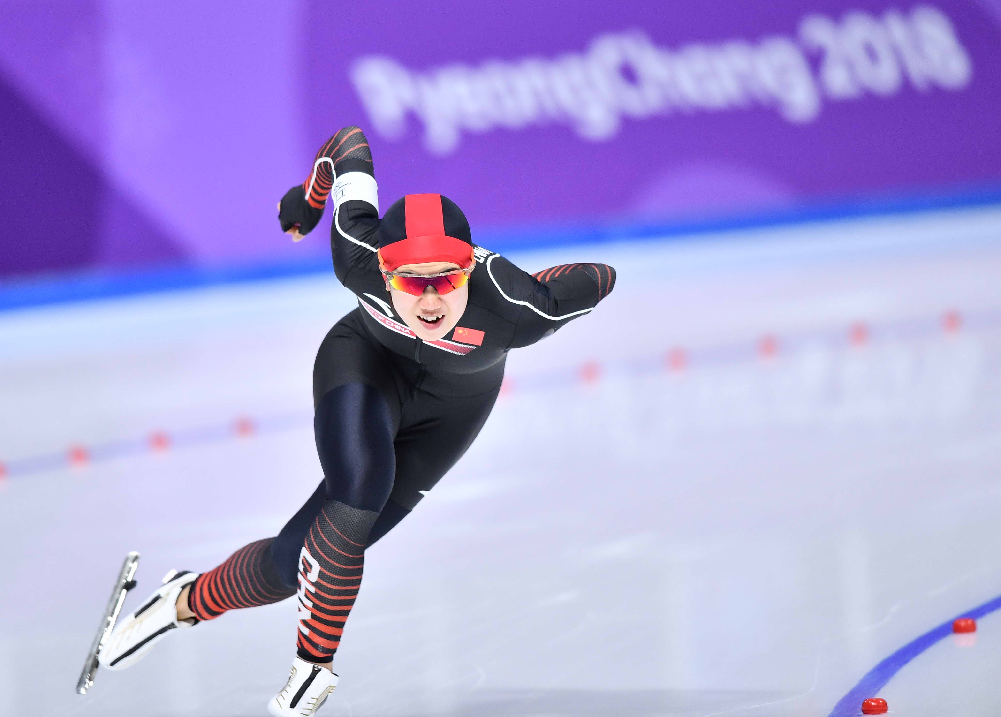 冬奥比赛项目速度滑冰图片