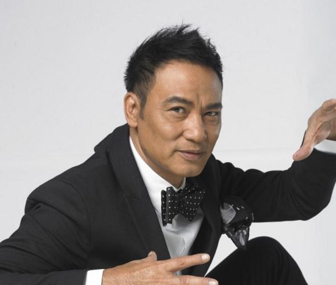 第三名:周润发,1955年5月18日出生于香港南丫岛,籍贯:广东开平.