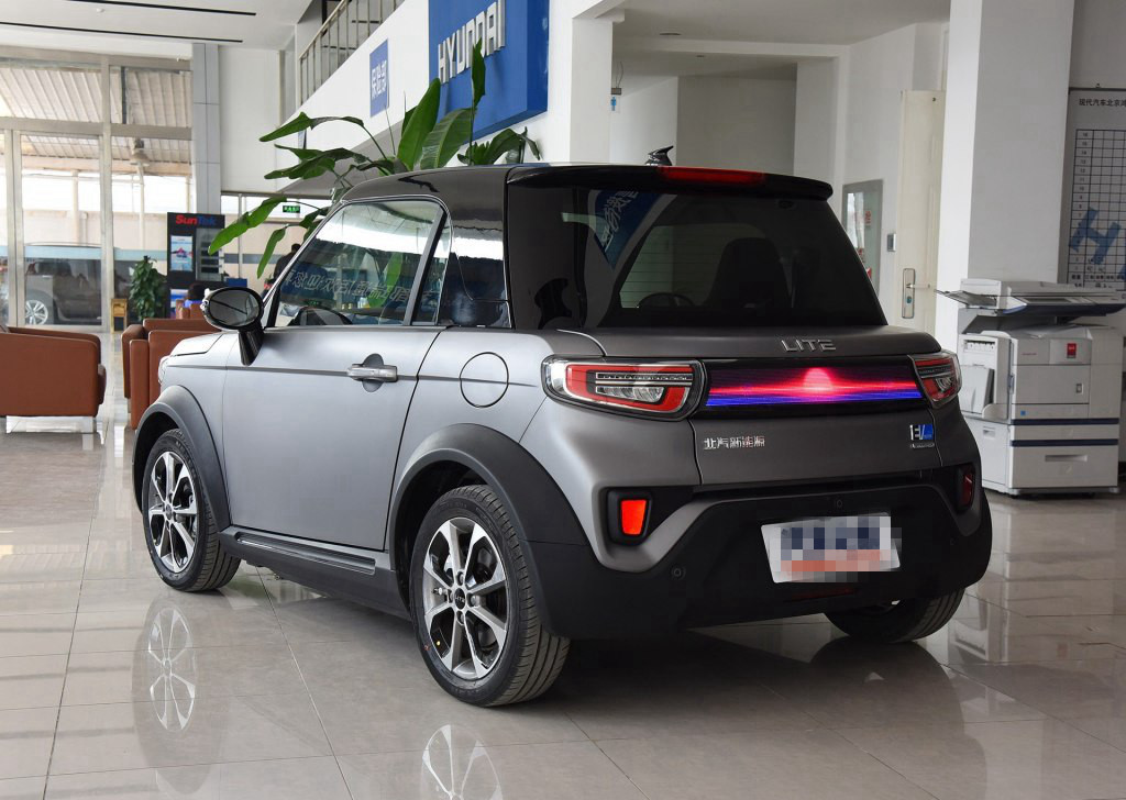 身姿轻巧,节约能源,永生不息,lite