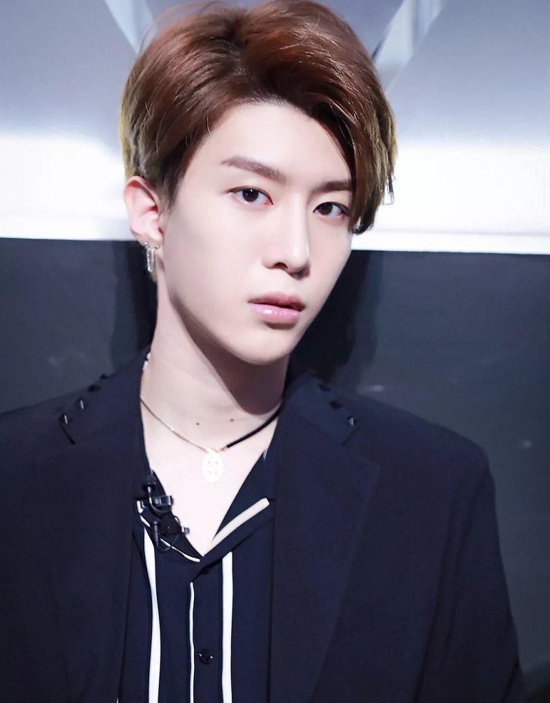 偶像练习生中画眼线的男生,蔡徐坤耐看,朱正廷秀气,陈立农可爱