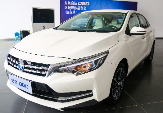 另外,这台爱信第三代变速箱在平顺性方面的表现也很不错,低挡位之间的