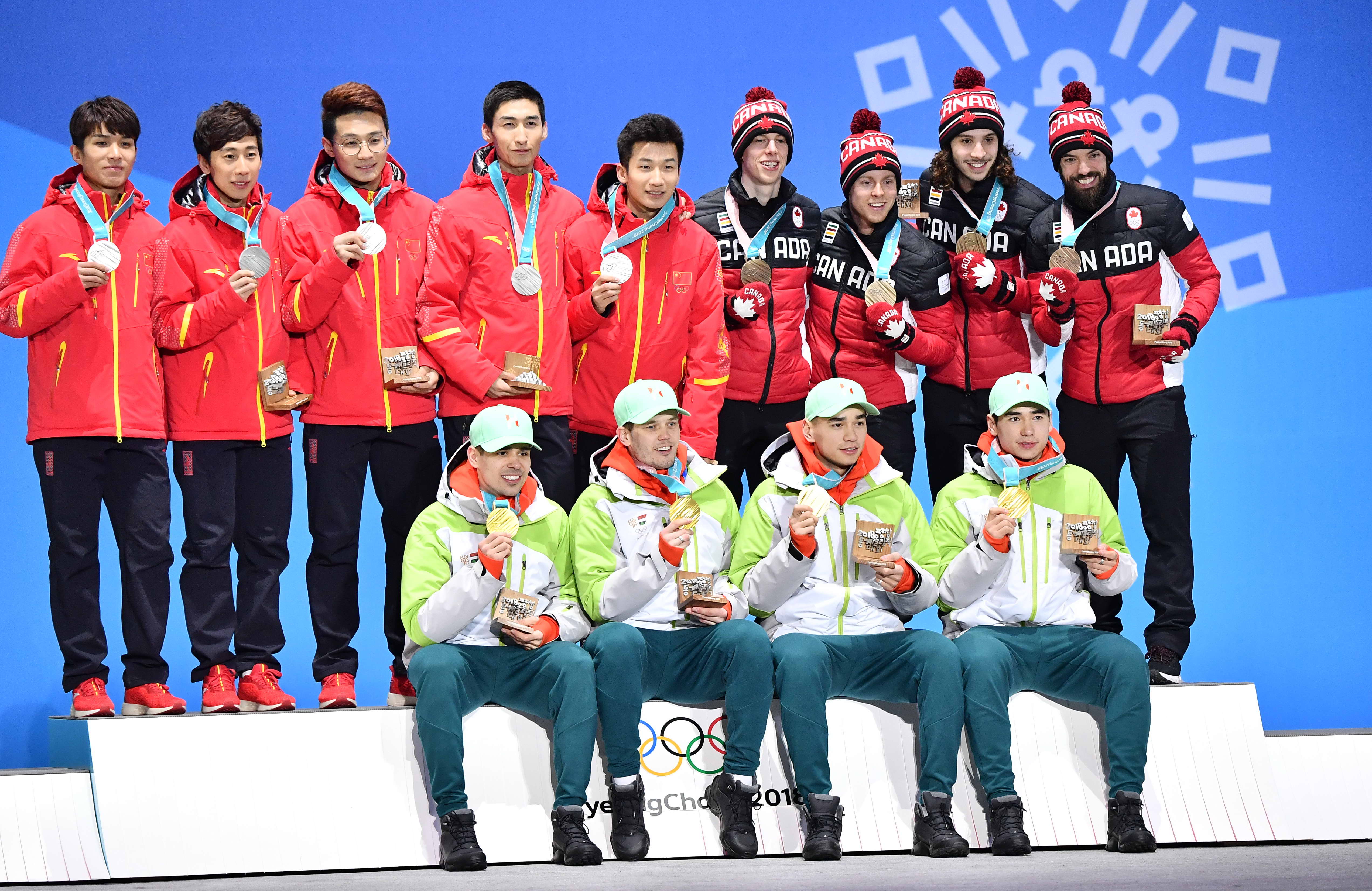 平昌冬奥会颁奖图片