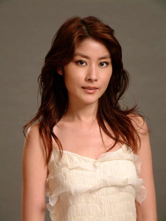 生于1973年最美的4位女星,董卿垫底,李冰冰第2,第1名很灵气!