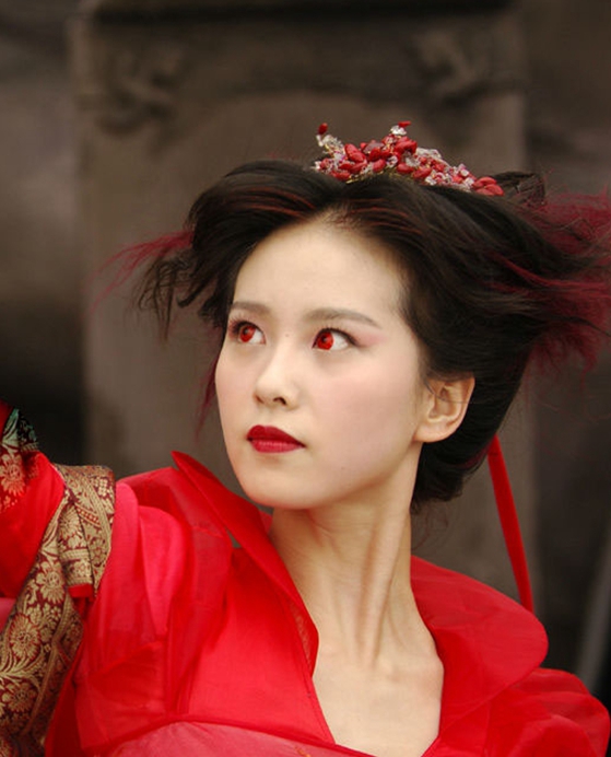 古装剧中的6位"红眼"女星,前5位都很美,唯独图6的很吓人