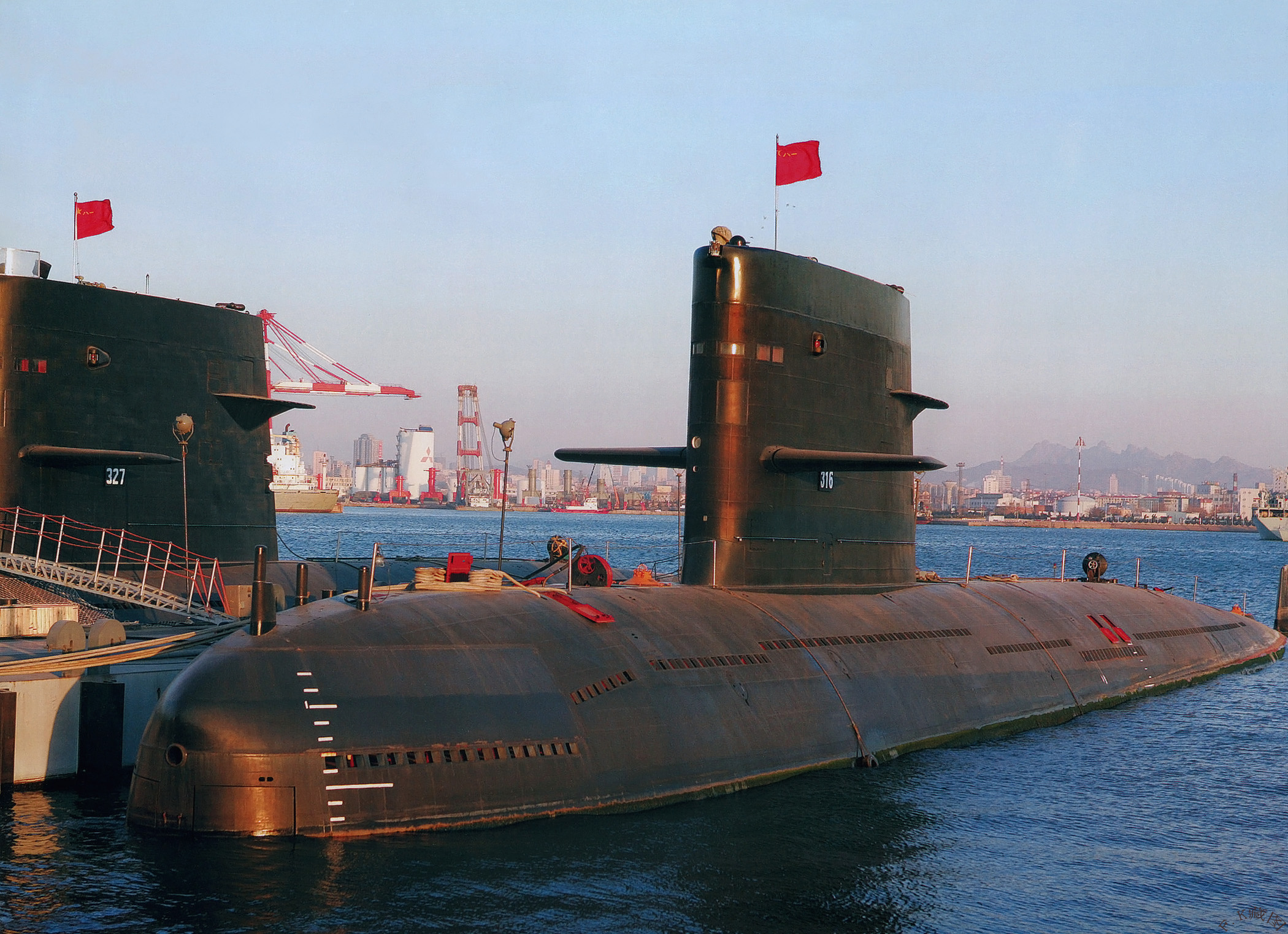中国各型潜艇图图片