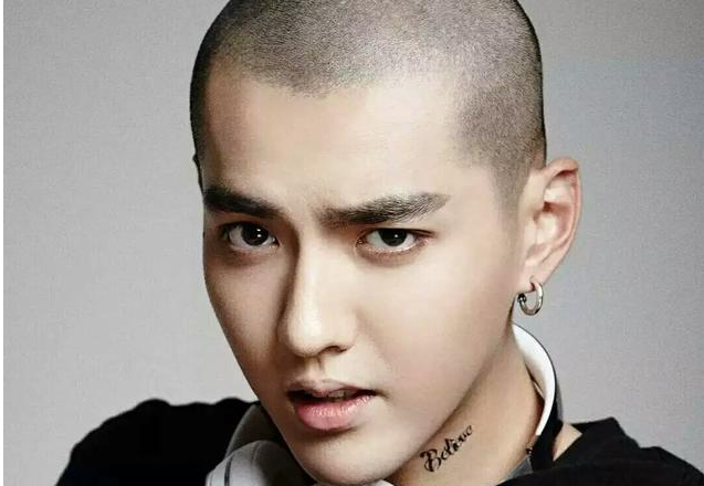 对于吴亦凡当美人鱼2男主你怎么看?你对美人鱼2还期待吗?