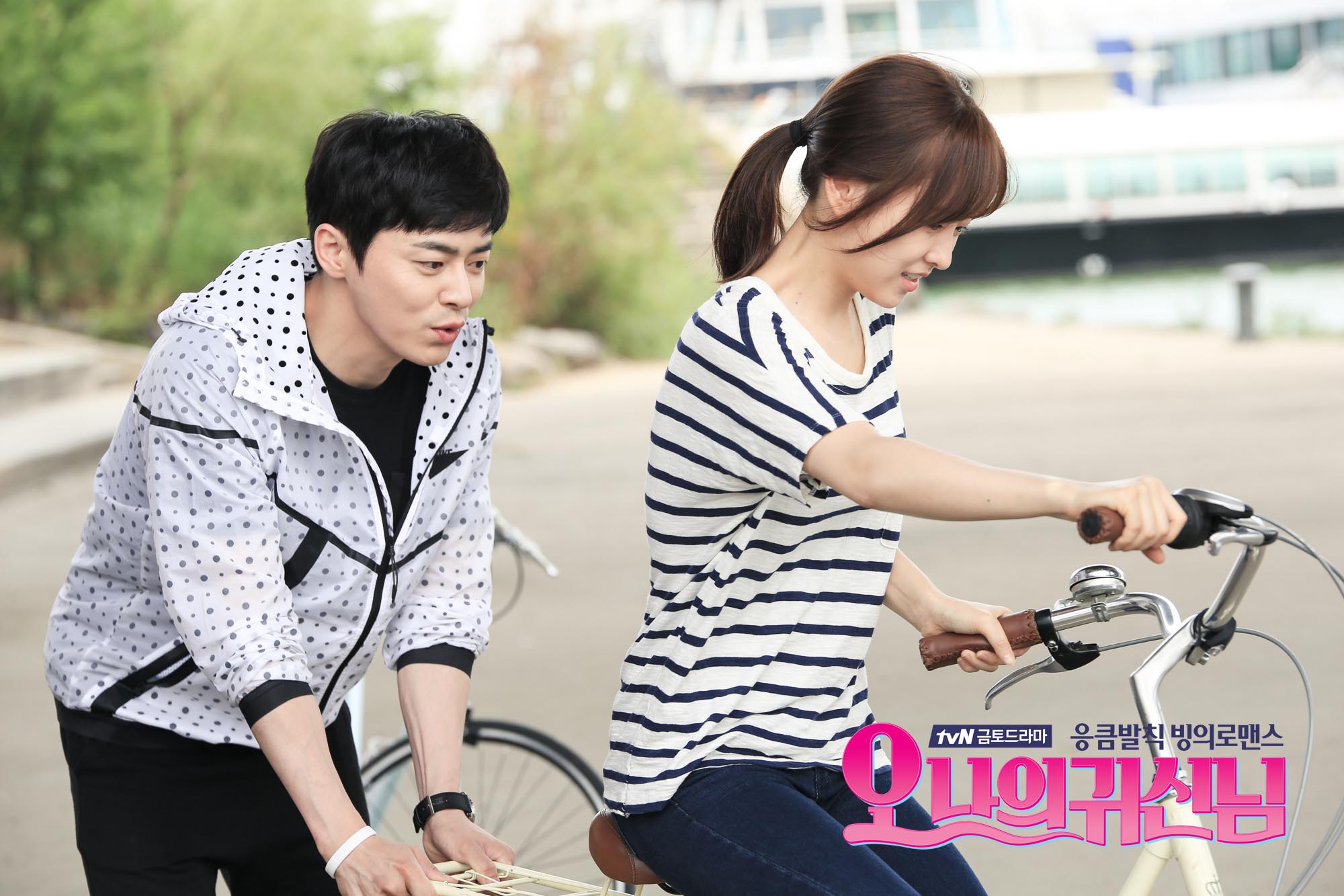 她在《超速绯闻》剧中饰演黄正楠,你还记得那个清纯可爱的女主吗