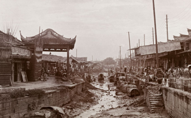 外媒镜头下罕见老照片:十九世纪的中国人生活,图三太屈辱