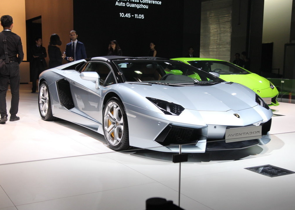 跑車蘭博基尼-aventador,綜合排名僅僅是第四?你是怎麼看的