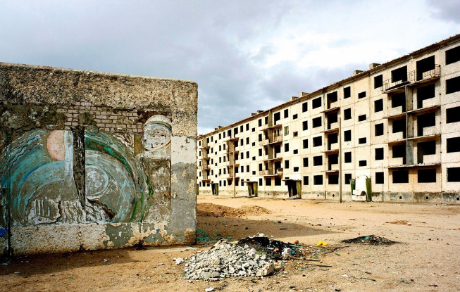 探访被遗弃的苏联军事基地 曾经的辉煌灰飞烟灭
