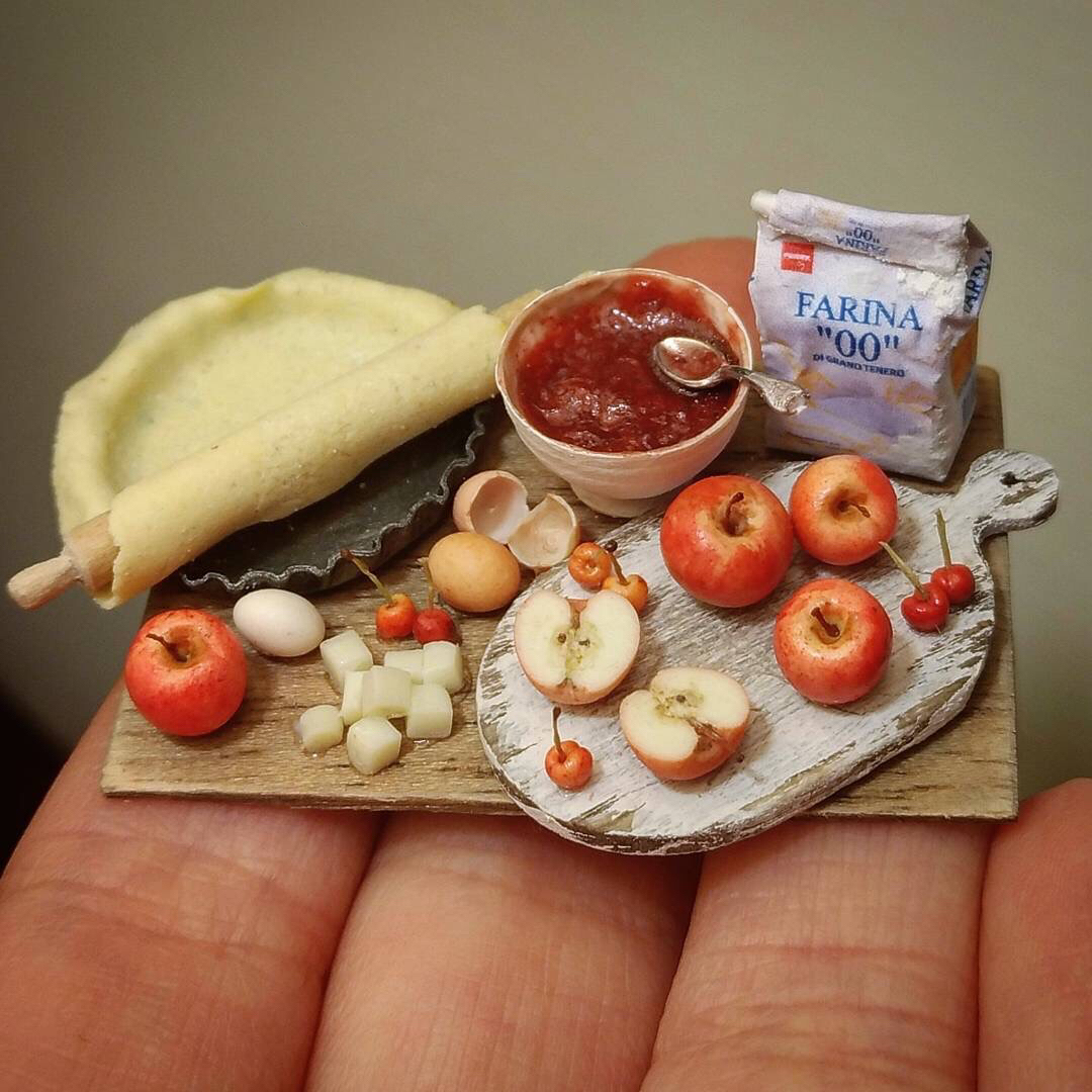 指尖上的迷你食物,只有芭比娃娃才能吃哦!