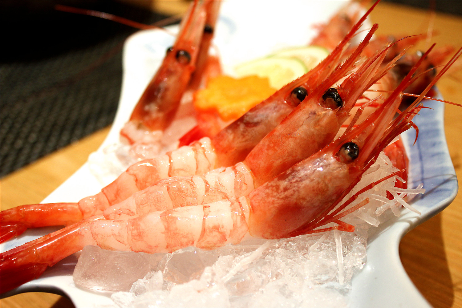 舌尖上的美食诱惑之日式甜虾,粘粘的口感,让你感受到独特的质感